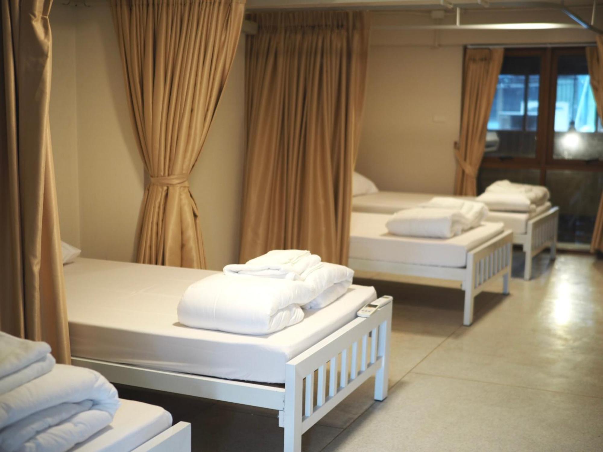 Krung Tone Hostel Bangkok Zewnętrze zdjęcie